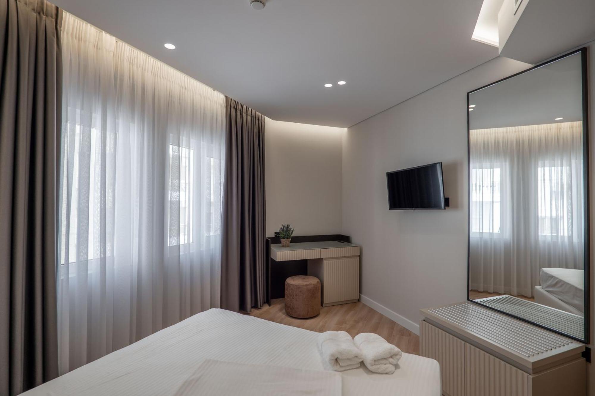 Ami Mar Hotel Sarandë Eksteriør billede