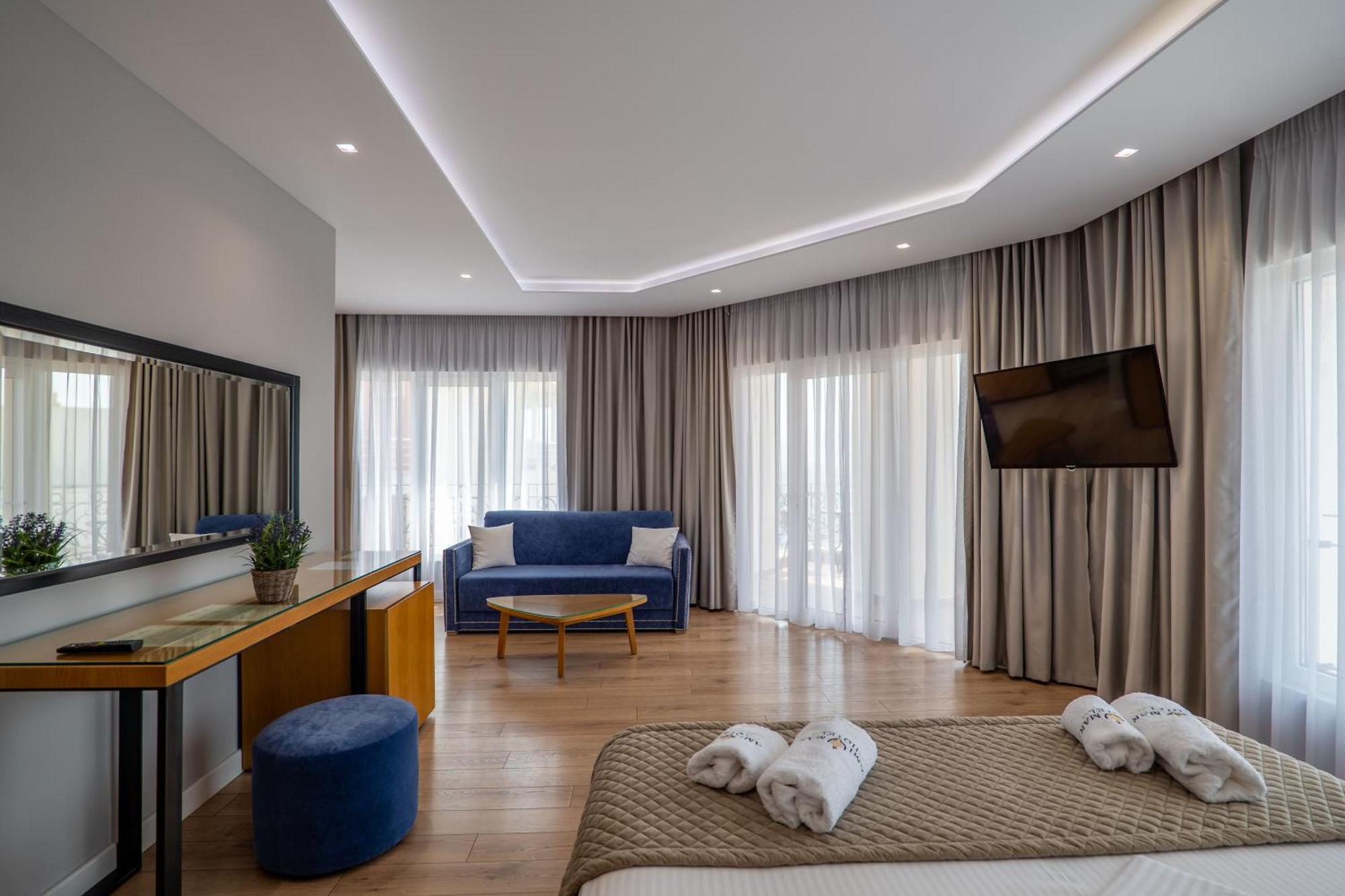 Ami Mar Hotel Sarandë Eksteriør billede
