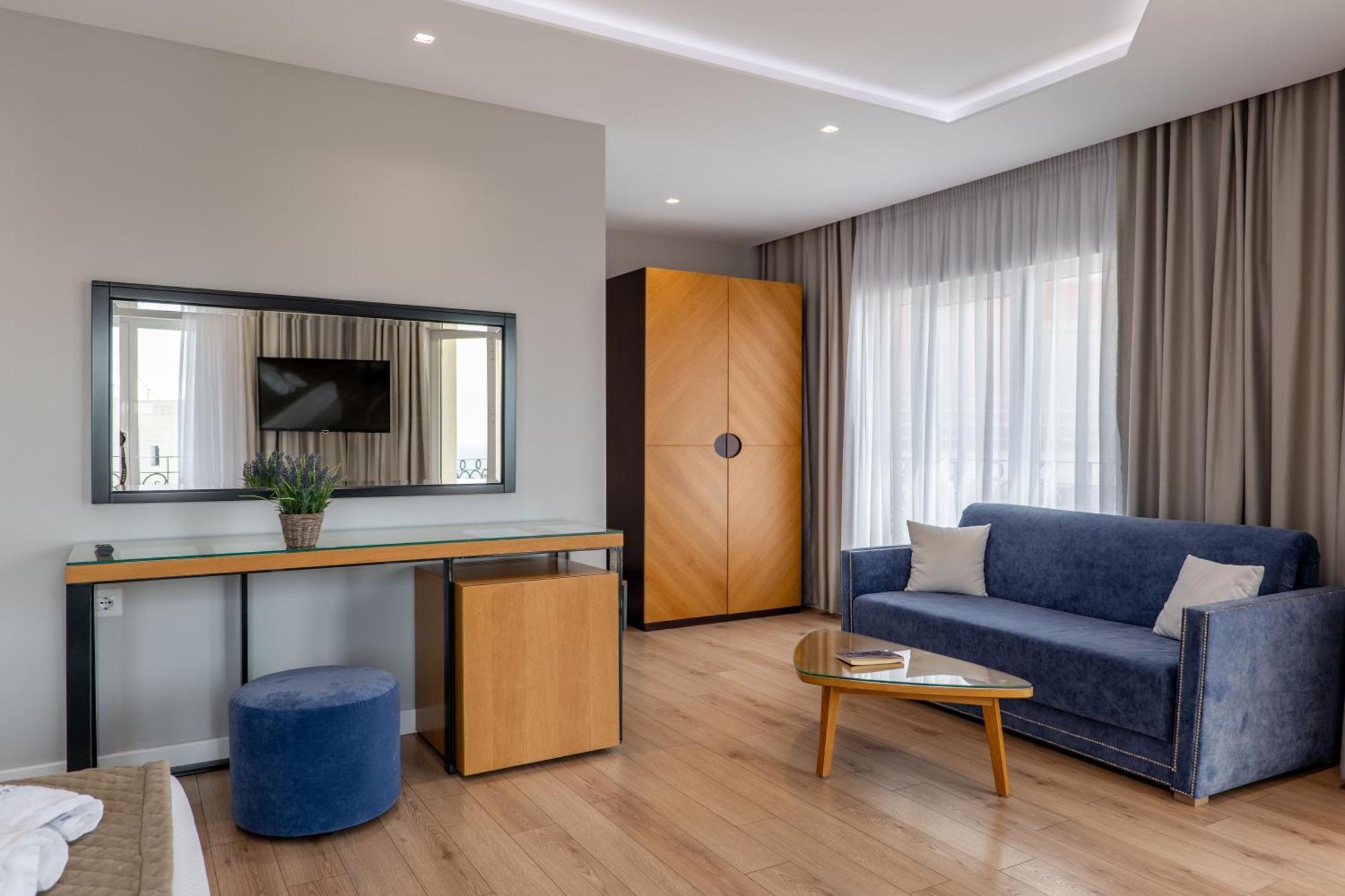 Ami Mar Hotel Sarandë Eksteriør billede