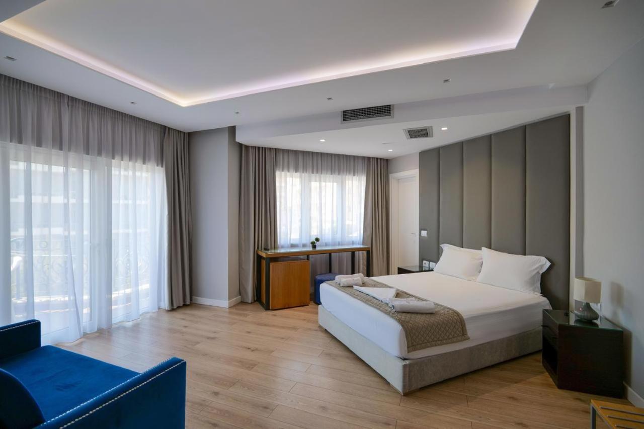 Ami Mar Hotel Sarandë Eksteriør billede