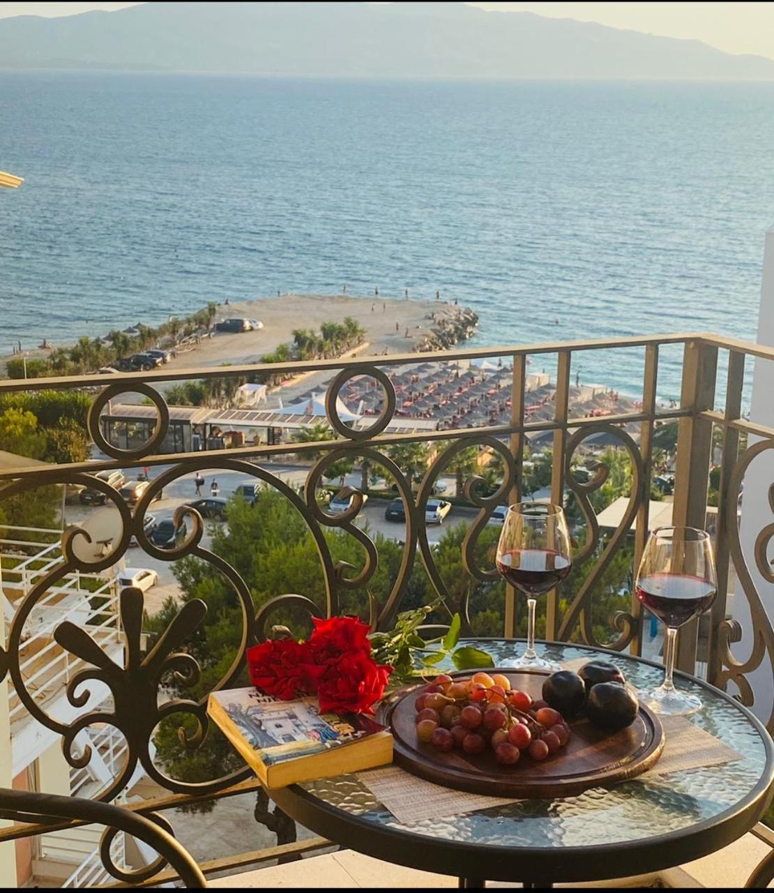 Ami Mar Hotel Sarandë Eksteriør billede