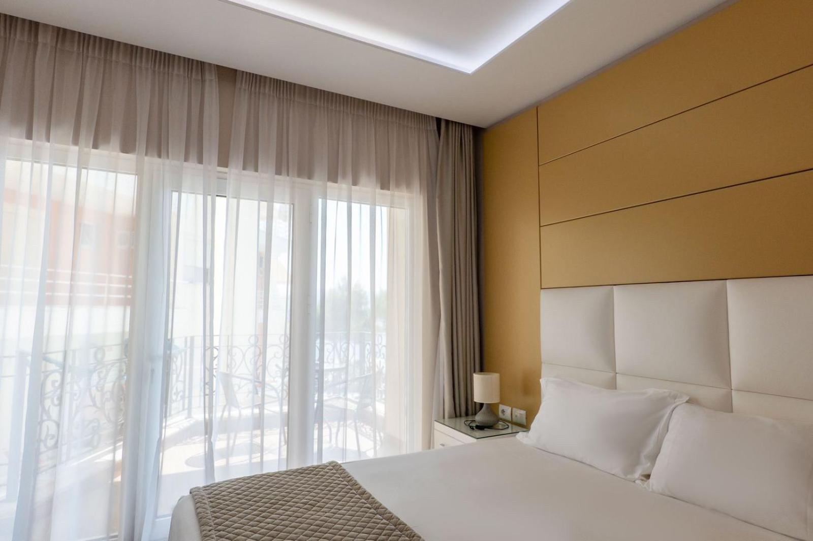 Ami Mar Hotel Sarandë Eksteriør billede