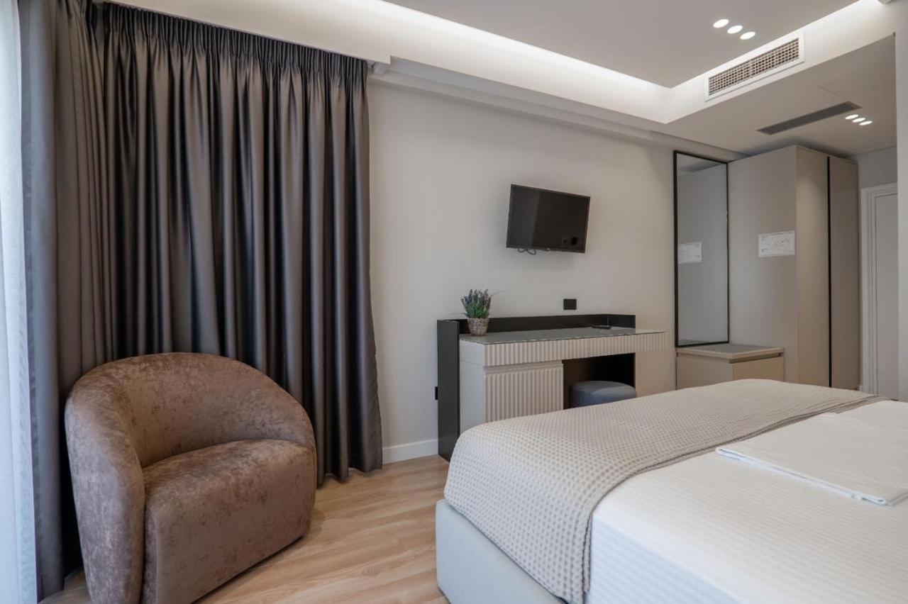 Ami Mar Hotel Sarandë Eksteriør billede